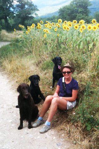 Cristina Biino Palestini ,Flatcoated Retrievers Pikachu, Javeline (Jojo), Elwood